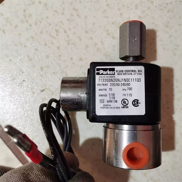 Parker派克三通不銹鋼電磁閥現(xiàn)貨